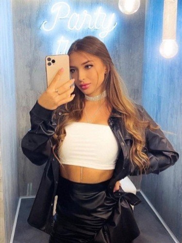 Arella, 21, Kosice - Slovakia, Elite escort