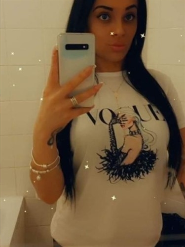 Chonratee, 23, Schiphol - Netherlands, Outcall escort