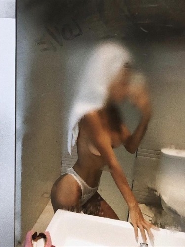 Escort Issey,Antwerp fit sexy body shower sex