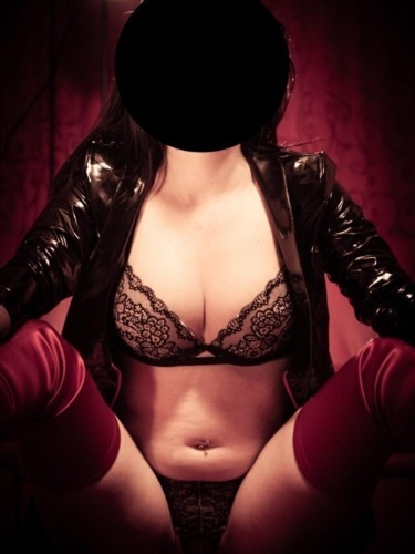 Escort Khukur,Tours anal downtown available now